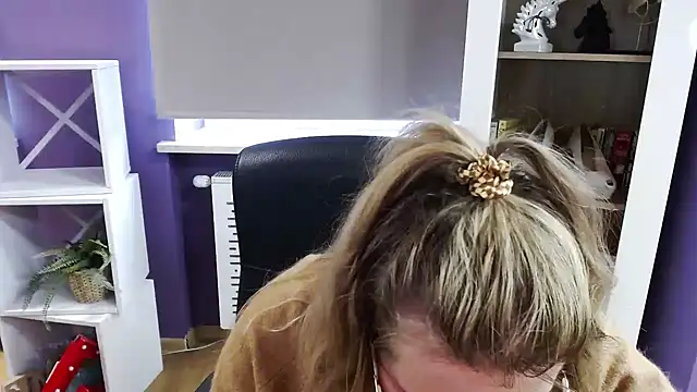 Live sex cam di Zoey_Erotic