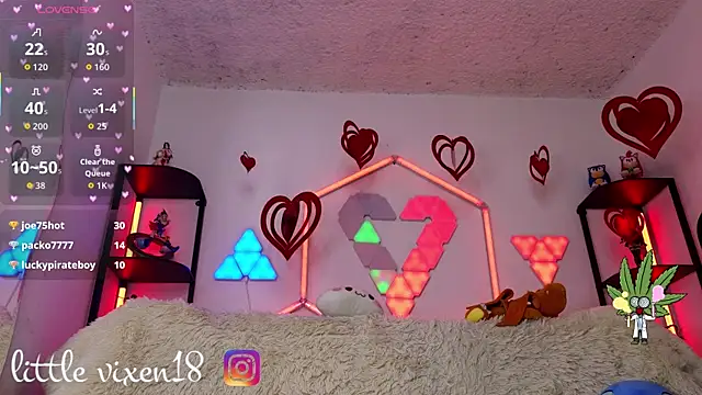 littlevixen18 webcam