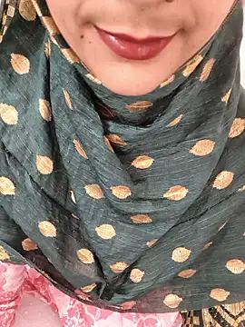 Indian-Aleena webcam