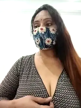 Webcam Model (Your-Sasha7)  is live.Free join now!