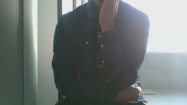 nole_china7 (Ask my age) - talk / fun / cum