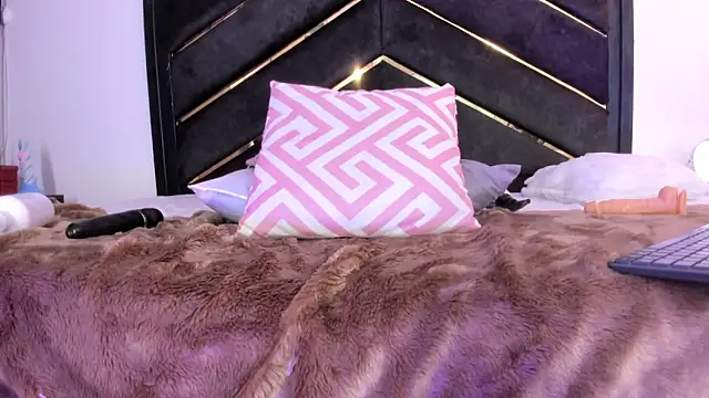 april_jones05 webcam