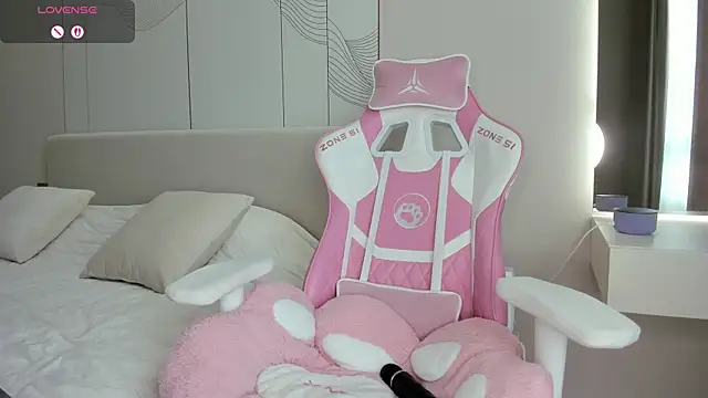 JenniferQueen11 webcam