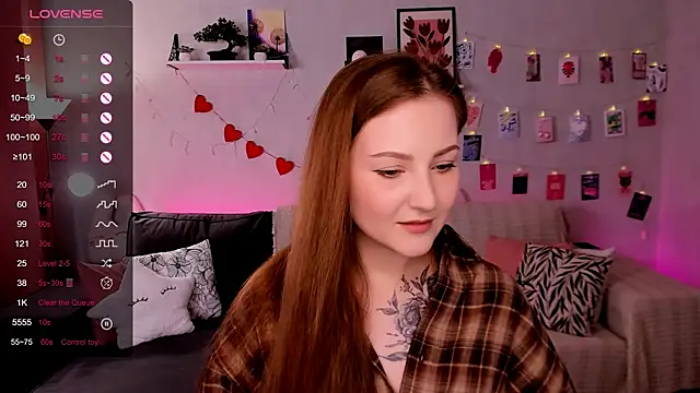 velvet_cherry_ webcam