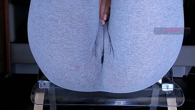 Cameltoe_squirt_inPants webcam