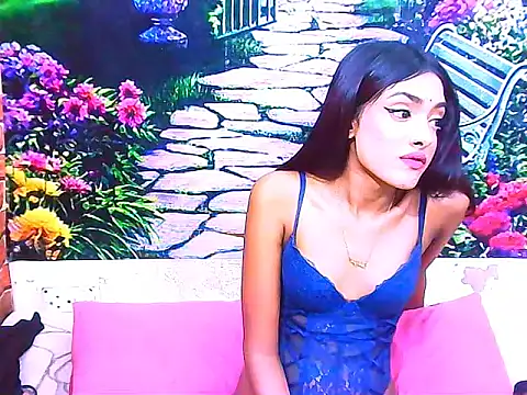 IndianPretty14u2Luv webcam