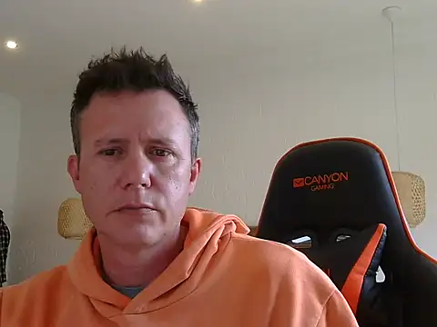 TroyDieselXXX webcam