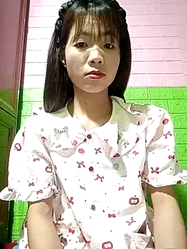 amylinee01 - AmyLinee01's free webcam - UK Sex Cams