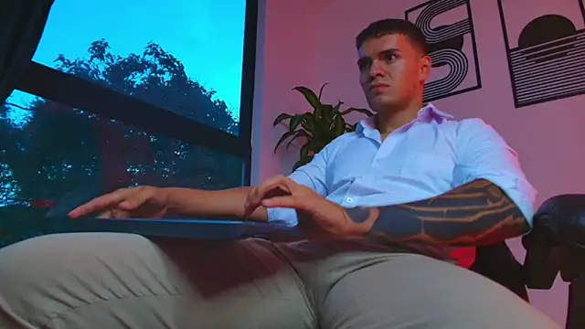 ALPHA_DOMINUS_ webcam