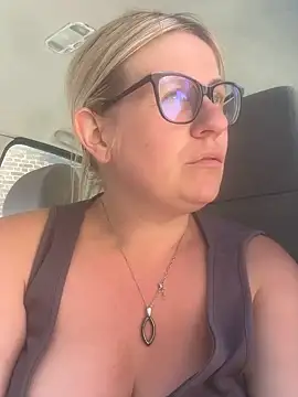 lady_gloria69 webcam