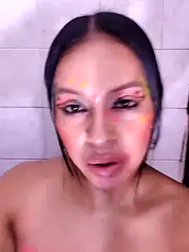 Webcam Model (AntonelaMorriz)  is live.Free join now!