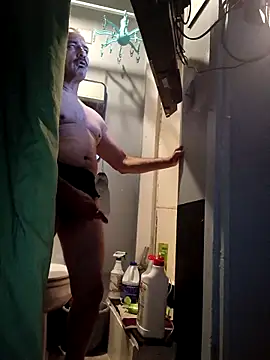 bimexpoexist (M mature) - inserting buttplug