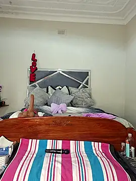 ThickianaRider webcam