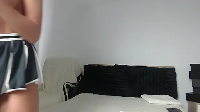 Layla23a webcam