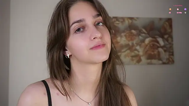 ClarineCasebolt webcam