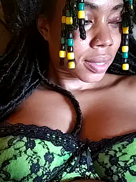 HONEYSWEETS_LIVE webcam