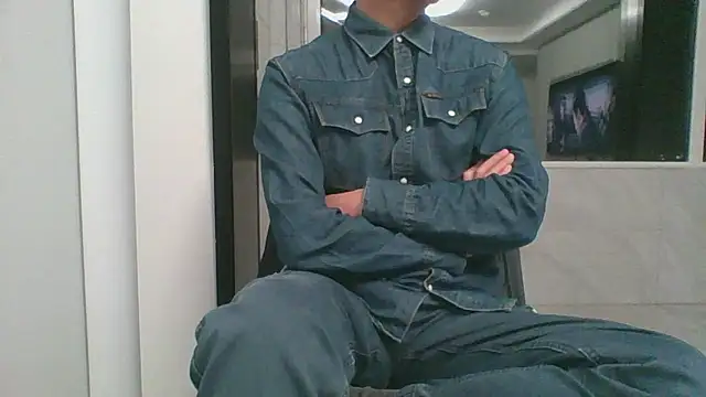 nole_china7 (Ask my age) - talk / fun / cum