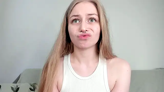 live cam porn MiaMews