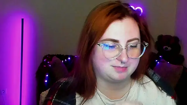 alicia_love00 - Alicia_love00's free webcam - UK Sex Cams