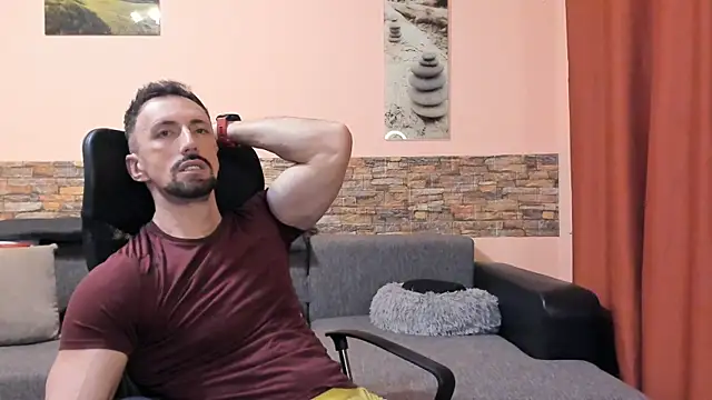 HotHunkTrainer webcam