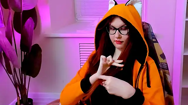 chat live CarolGiggly