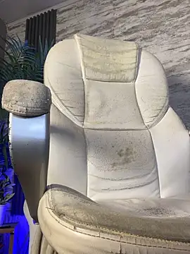 private chat room Sakuramoss