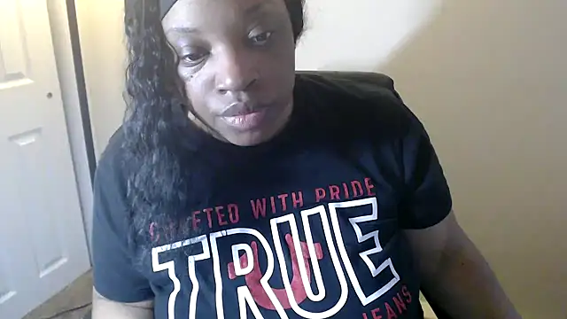 striptease chat room Sexymona1218