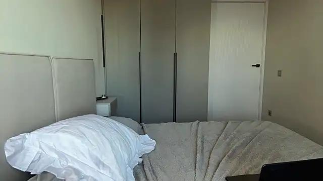 MelindaReny live sex cam