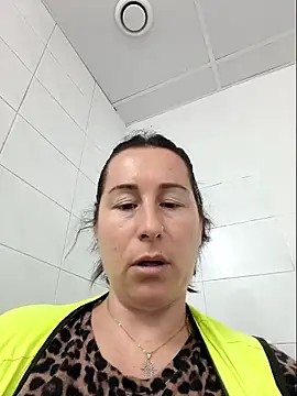 bichota85 - Bichota85's free webcam - UK Sex Cams