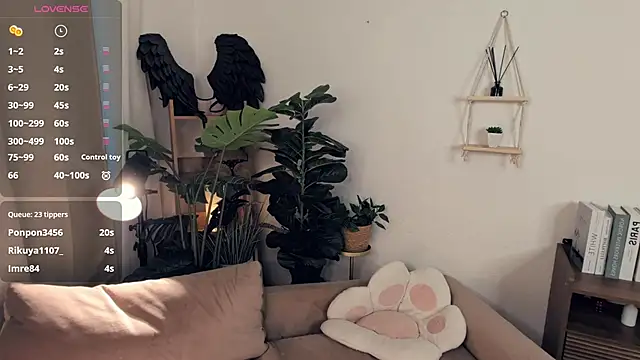 LaureMestler from StripChat is Freechat