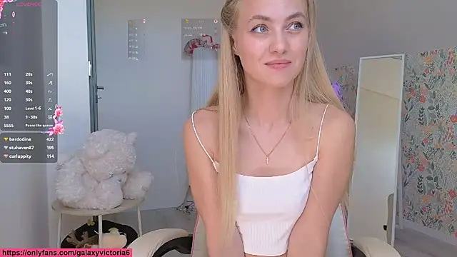 brilliantvictoria webcam