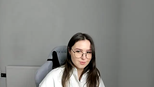 Regina_cute_ live sex cam