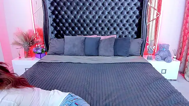 Rebecca_Diamond webcam