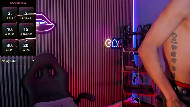 Maximoking26 live sex cam