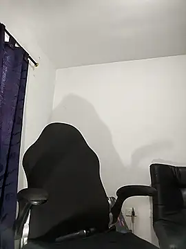 lucydiamonds1 (F young) - TSUNAMI SQUIRT AND CUM 💦💦💦