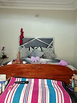 Webcam Model (ThickianaRider)  is live.Free join now!