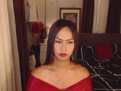 Nathalieheartt webcam