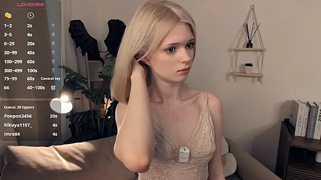  LaureMestler chat room