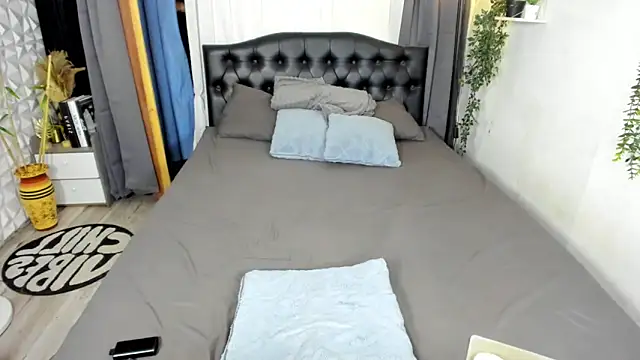 Majesty_Cassandra_ webcam