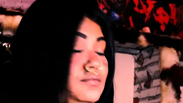 indian_dreamgirl webcam