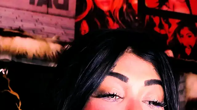 indian_dreamgirl webcam