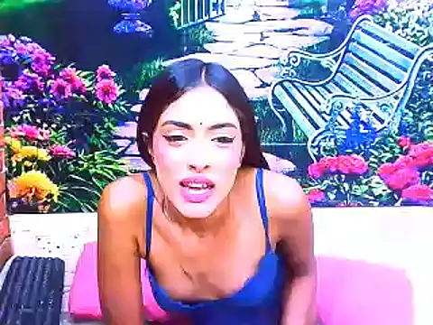IndianPretty14u2Luv webcam