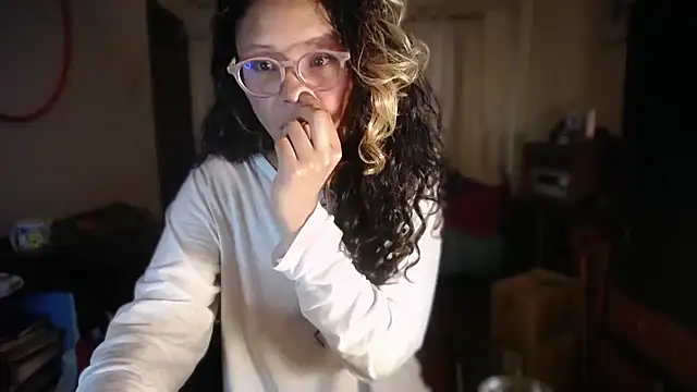 you_ana31 - You_Ana31's free webcam - UK Sex Cams