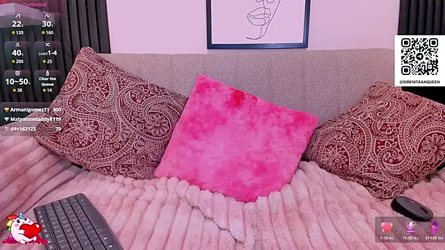 sirenita_petitexoxo (F teen) - Fingers on nipples