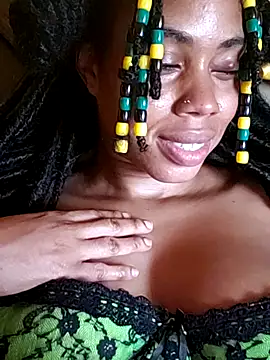 HONEYSWEETS_LIVE webcam