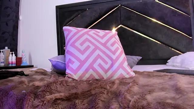 april_jones05 webcam