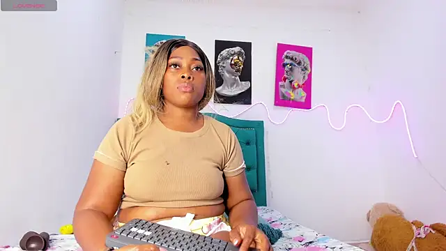 Lilybaudinx96 webcam