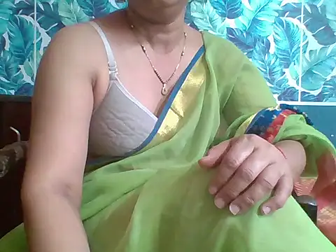 Marathi_q4een01 webcam