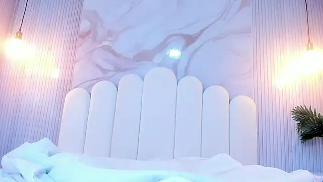 NATASHAMARTIX webcam