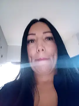 Laura_martin_ webcam